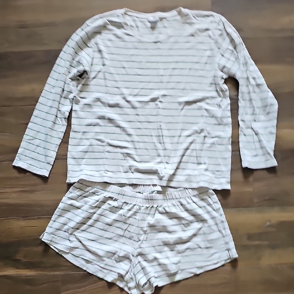 Striped White, Green, And Pink Women's Sleepwear Set